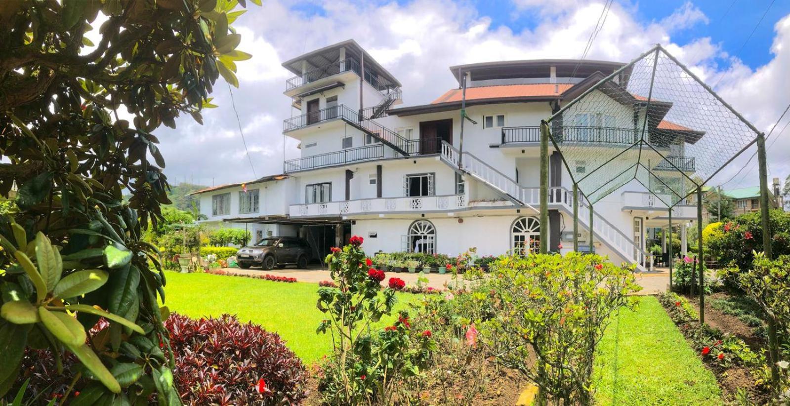 Suriya Guest Hotel Nuwara Eliya Exterior photo
